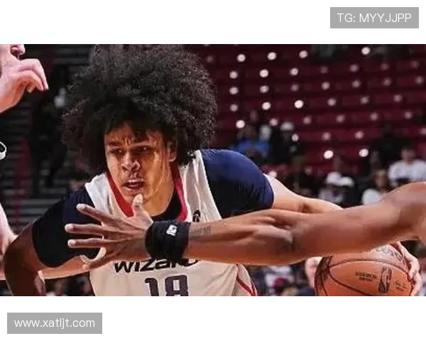 76人探花埃奇库姆高效发挥15中6贡献15分6篮板8助攻3抢断1盖帽带队取胜